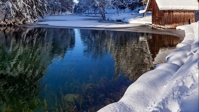 Вызвав подчиненного , начальница заперла дверь. А вскоре началось такое, от чего мужчина оторопел смотреть онлайн