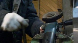 Заточка цепи для пилы при помощи болгарки.