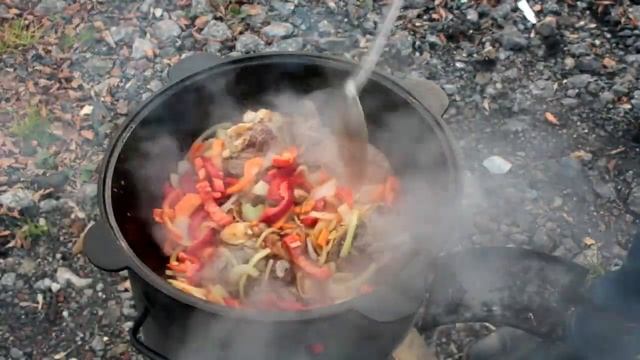 Каурма Шурпа, Жареный суп в казане на костре.