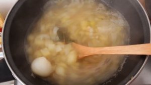 Зелёный Борщ ? со Щавелем ??? и ботвой Свёклы/Буряка. #Мои 100 Супов/Soupe ? aux Fanes de Betterave