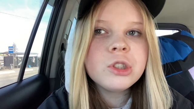 3/3 влог.поездка в екб. были в парке маяковского. смотреть онлайн