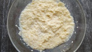 Пшенная каша с карамелизированной грушей и орехами