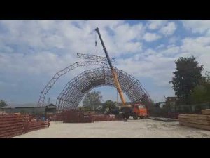 Монтаж арочных ферм