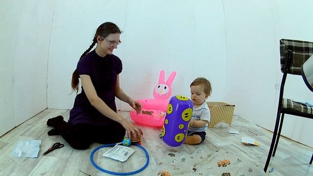 Надувная КУВАЛДА (МОЛОТОК). ИГРУШКА ДЛЯ РЕБЕНКА (посылка с ALIEXPRESS - Inflatable hammer) смотреть онлайн