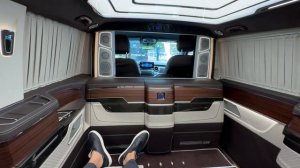 Самый дорогой микроавтобус в России! Приготовьте 43 800 000₽! Стоит того?