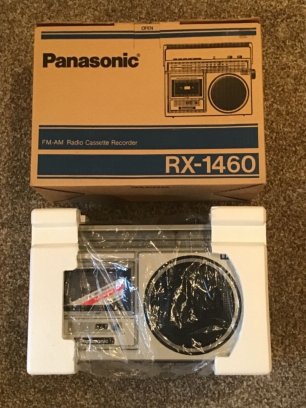 VINTAGE Panasonic RX-1460 AM-FM  boombox.