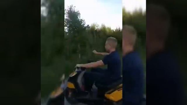 Как надо ездить с оборваным тросиком газа на скутере.