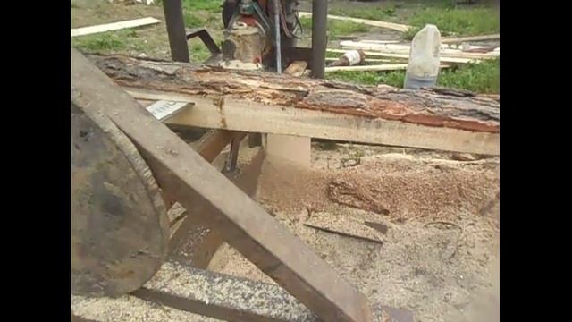 ПИЛОРАМА ИЗ БЕНЗОПИЛЫ УРАЛ смотреть онлайн