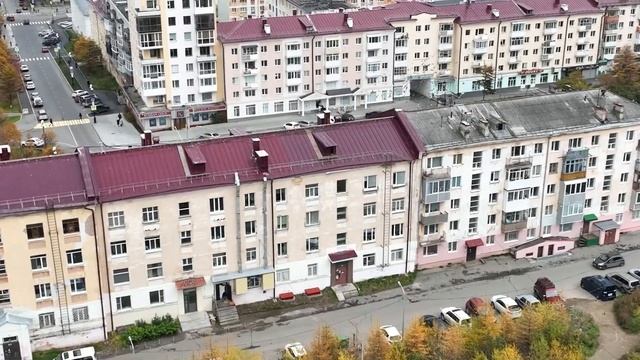 На полтора миллиона рублей обманул магаданцев мастер по ремонту квартир и изготовлению мебели смотреть онлайн