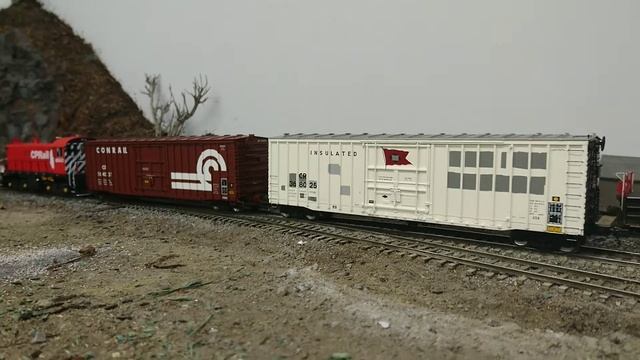 Cp Rail Rs23 Mlw esu loksound full throttle with mini power. смотреть онлайн