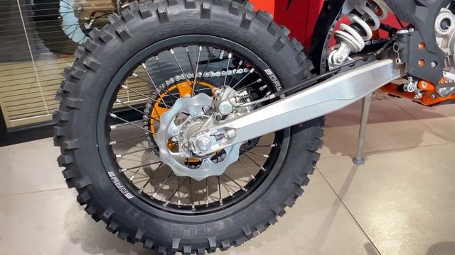 KTM 250 EXC TPI SIX DAYS 2023 смотреть онлайн
