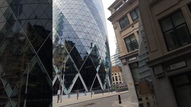 30 St Mary Axe (The Gherkin) #shorts