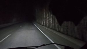 Где лучше в такси или в грузоперевозках на газели?