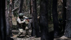 От военных пенсионеров до артистов: отряд «Барс-12» держит оборону в ДНР