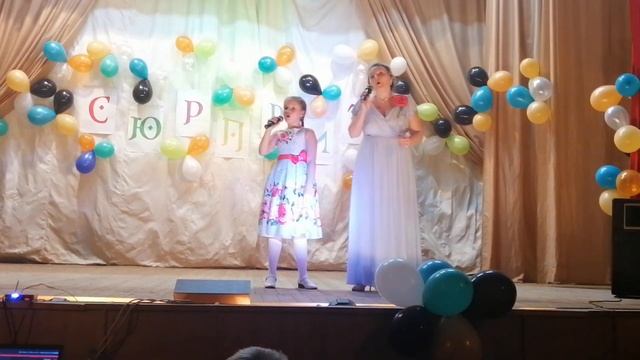 Добрая сказка, в исполнении семейного дуэта Зотовых: Мелании и Натальи смотреть онлайн