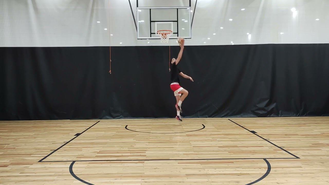 С одной ноги ближней рукой спиной смотреть онлайн