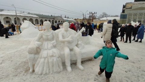 Фестиваль Скульптур из снега в Костроме 2023 г. Участник 6