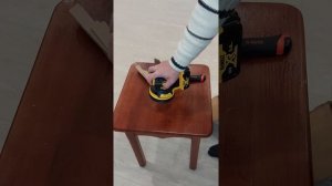 включение шлифмашинки dewalt