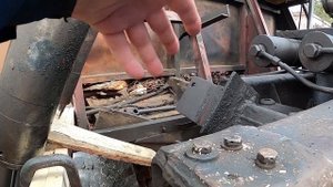 Сварочный ремонт стрелы манипулятора кму Урал 4320 Лесовоз обзор