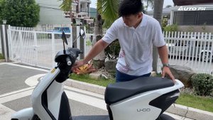 1 WEEK with an E-SCOOTER ft. HONDA U-GO | Review