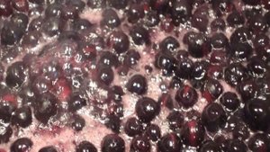 Варенье из черноплодной рябины