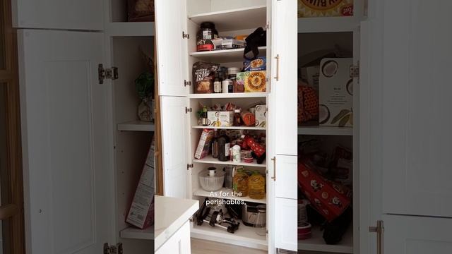 ✨ORGANIZING MY PANTRY✨