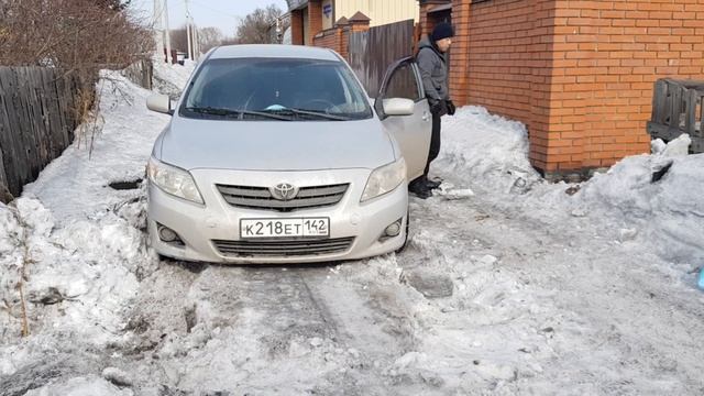Вот так водят машину женщины. Женщина за рулём
