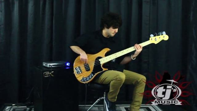 Fender American Deluxe Dimension Bass IV Natural Maple Fingerboard смотреть онлайн