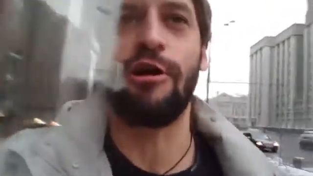 С нами бог и пока мы рядом у жителей Донбасса есть надежда. смотреть онлайн