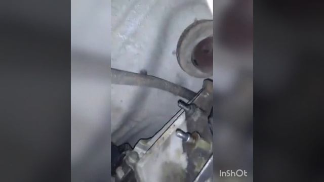 Cambiando los bujes de la palanca de cambios de trafic смотреть онлайн