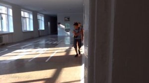 ПРОБРАЛИСЬ В ШКОЛУ НА КАНИКУЛАХ!!!