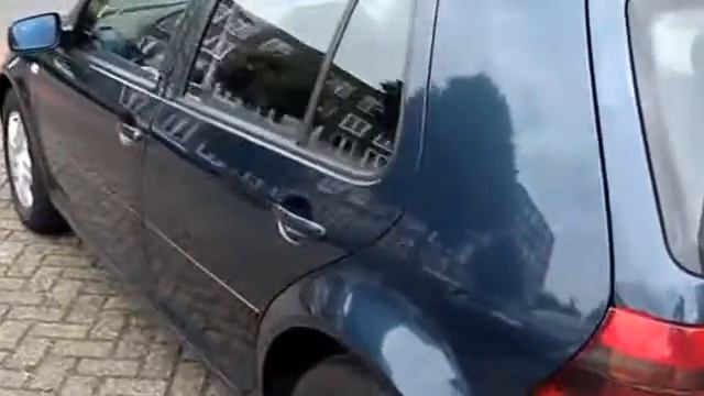 Volkswagen Golf 1.6 16V Highline 2000 5drs Clima 199dkm смотреть онлайн