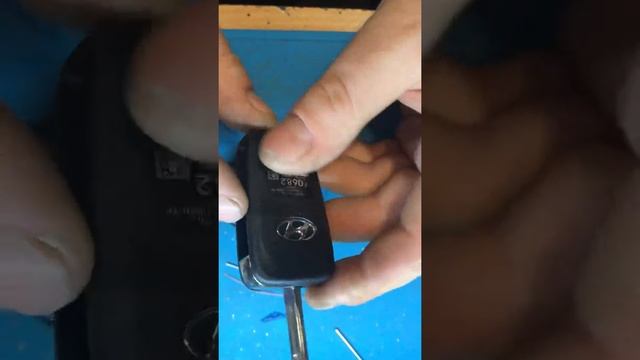 Замена корпуса Ключа Хундай смотреть онлайн