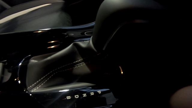 TOYOTA C-HR GR SPORT ブラックマイカ〈209〉INTERIOR　and　EXTERIOR смотреть онлайн