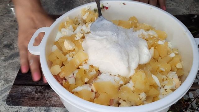 Вкуснейшая окрошка на сметане/Семейный рецепт/Попробуйте приготовить.