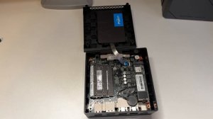 Mini Gaming PC, AMD Ryzen 7 5700U (8C/16T, up to 4.3Ghz) 16GB DDR4