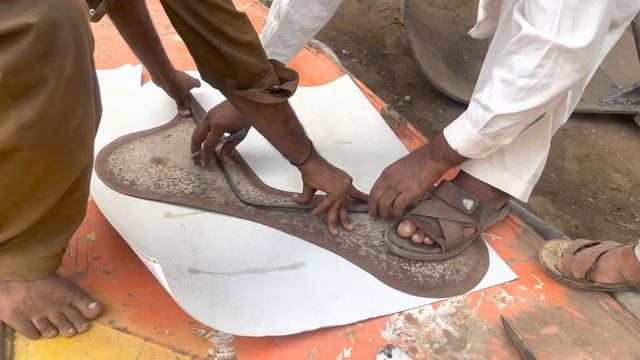 We Break Aqua Cruise Ship and Make a Excavator Bucket From High Strength Sheets of Ship - смотреть видео онлайн от «Изменение Домашнего Пространства» в хорошем качестве, опубликованное 19 декабря 2023 года в 15:19:43 00:55:00.