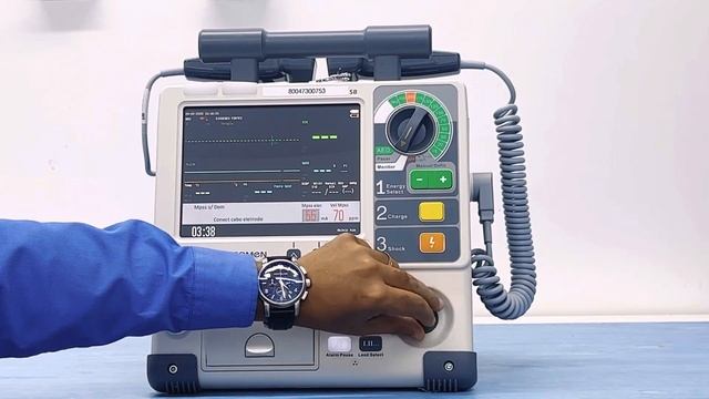 COMEN Cardioversor S8 смотреть онлайн