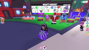 БАБКА ШОУ ПРОТИВ ЛИТЛ ТОЙС В АДОПТ МИ. БИТВА ПОДАРКОВ роблокс