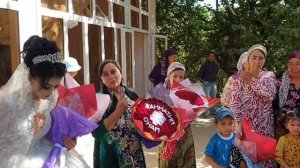 Яккабог Кизилкишлок ака синглиси туйда совга килди #uzbekistan ,#кашкадаре ,#тожикистон