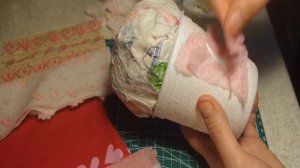 Поделки из салфеток. Ваза с цветами в технике "Папье-маше". Цветы из салфеток.
