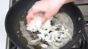 Übergießen Sie die Leber mit kochendem Wasser und Ergebnis wird Ihnen gefallen! Schnell und lecker