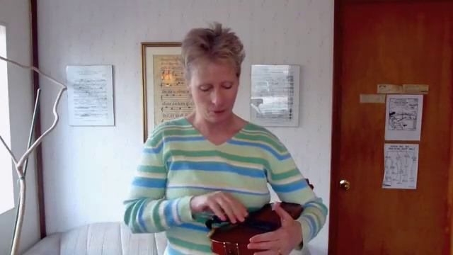 How To Put a Shoulder Rest on a Violin смотреть онлайн