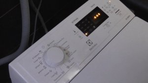 0001 Service mode Electrolux washing mashine  EWT1064ILW and last error