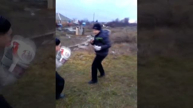 Удар очень сильный