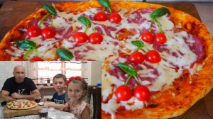 ДОМАШНЯЯ ПИЦЦА в ДУХОВКЕ. Вкусная Пицца с Колбасой СВОИМИ РУКАМИ. Просто и Вкусно!!!