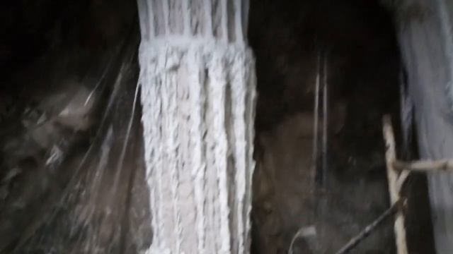 Имитация пещеры, сталоктиты bvbnfwbz gtoths, cnfkjrnbn смотреть онлайн