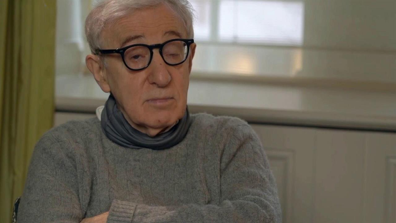 Американский кинорежиссер Вуди Аллен отмечает 85-летие
