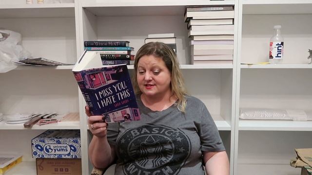 Book Haul смотреть онлайн