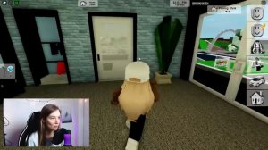 Играем в ПРЯТКИ с Брайсом в Брукхейвен РП Роблокс! (Brookhaven RP Roblox!)